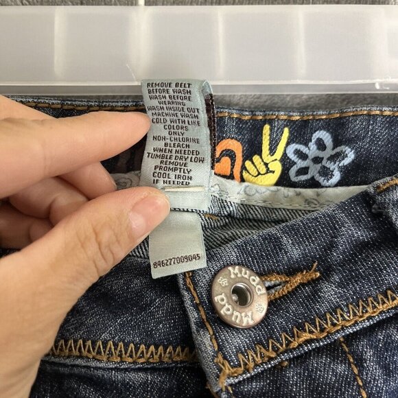 Mudd Womens Y2K Low Rise Roll Tab Capri Pants Size 7 Skimmer Cuffed Hem Whisker - Picture 3 of 7